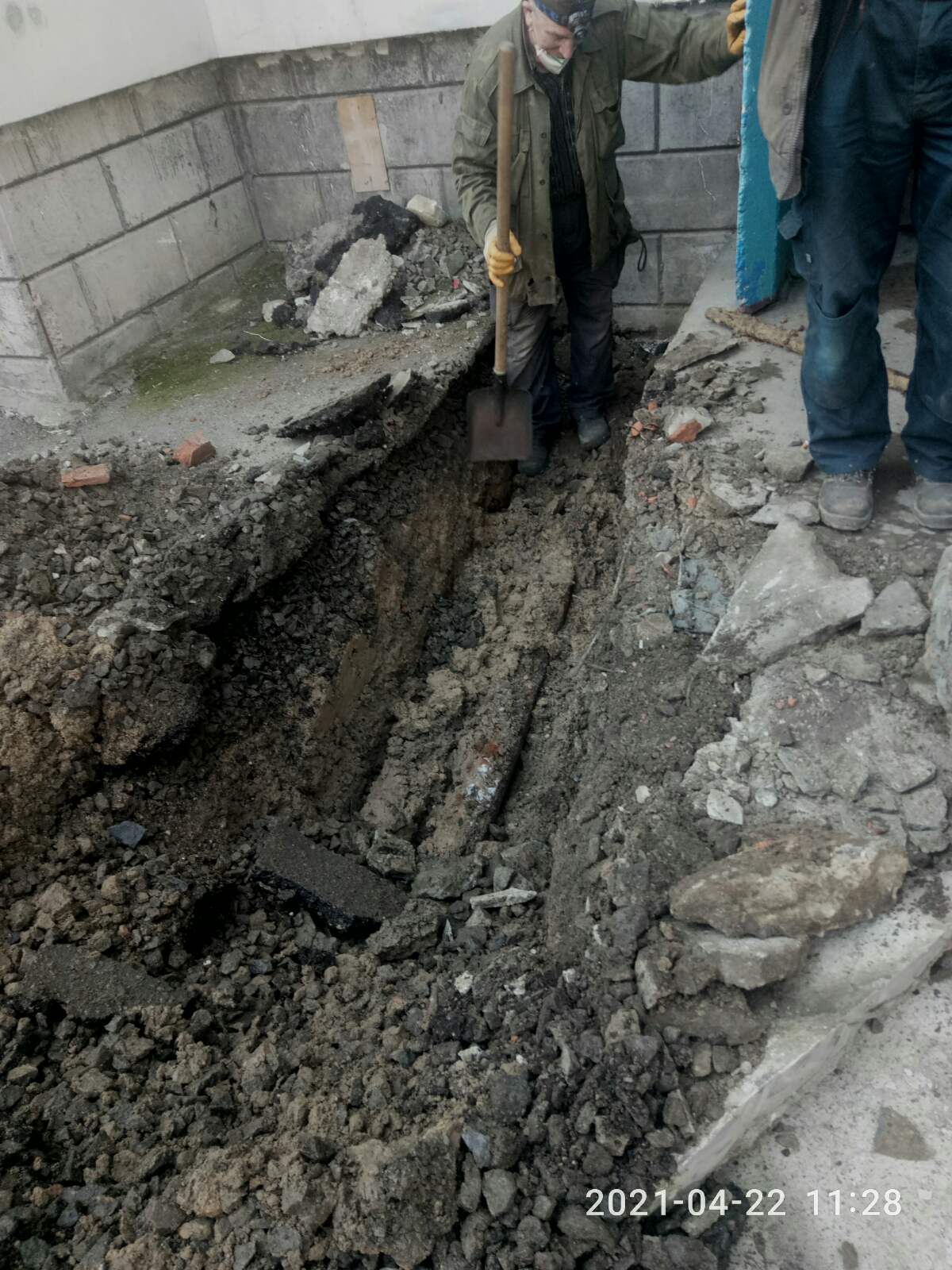 Заміна зливової  наружної каналізаційної мережі за адресою Леваневського